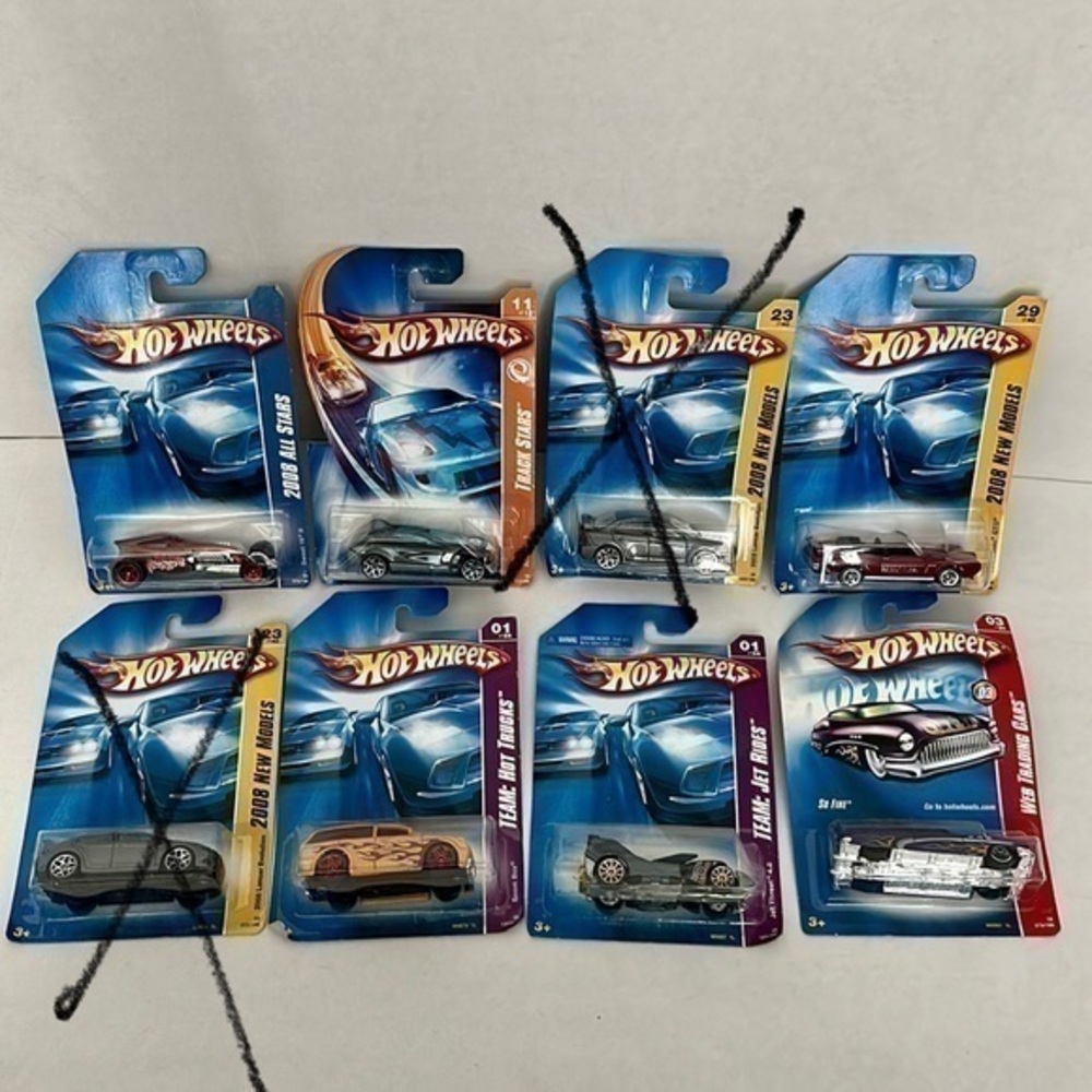 Lot of 6 hot wheels cars
